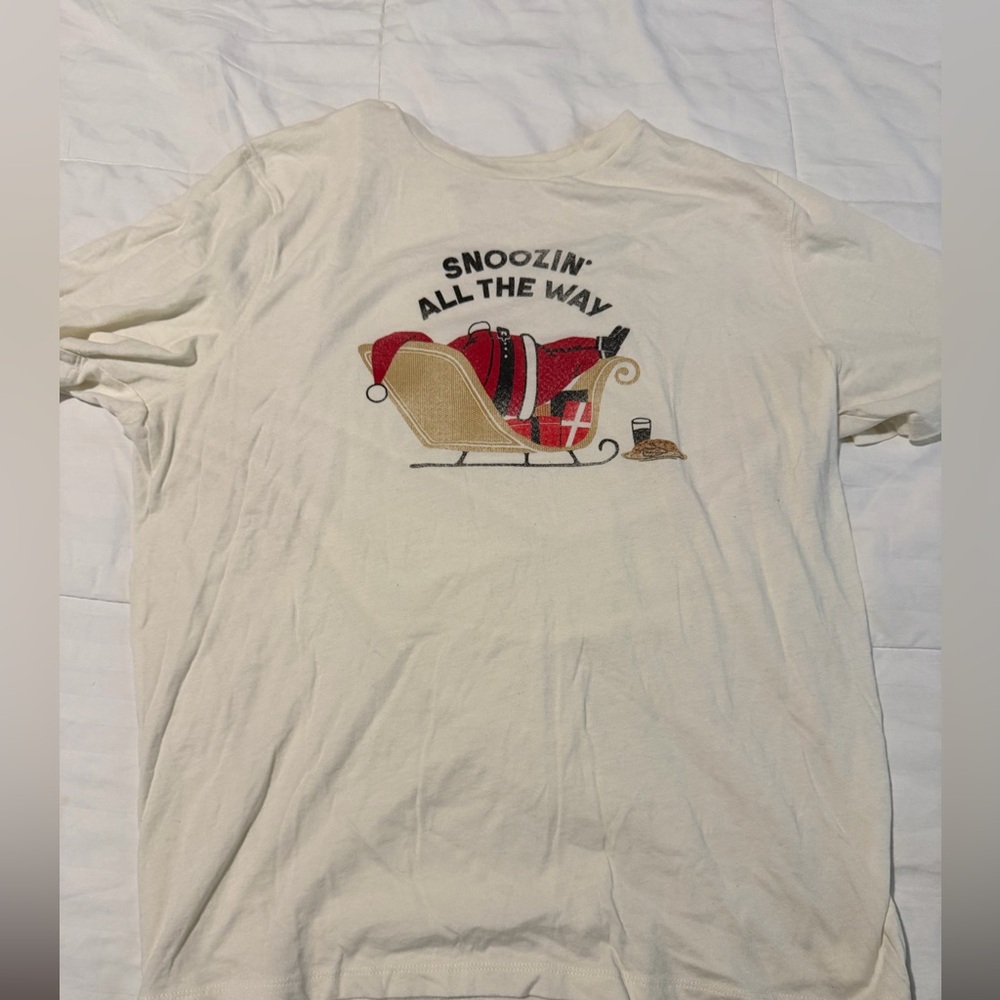 Old Navy Cream pajama T-Shirt